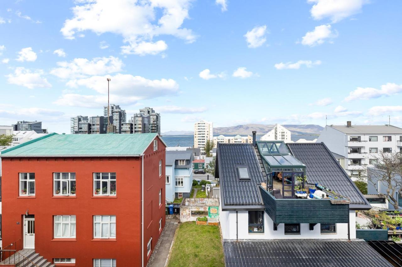 Prime Location Gem In The Heart Of Reykjavik Apartment ภายนอก รูปภาพ
