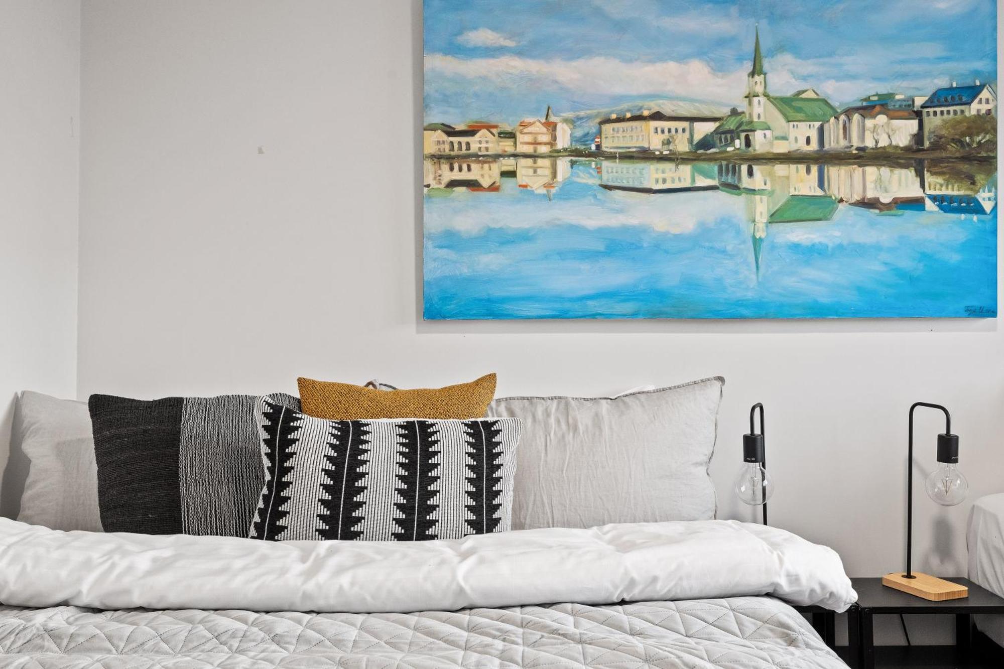 Prime Location Gem In The Heart Of Reykjavik Apartment ภายนอก รูปภาพ